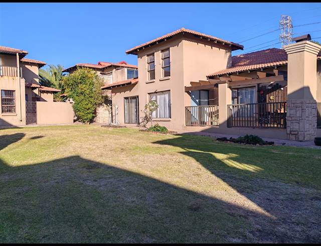292M² VACANT LAND FOR SALE IN RISIVILLE